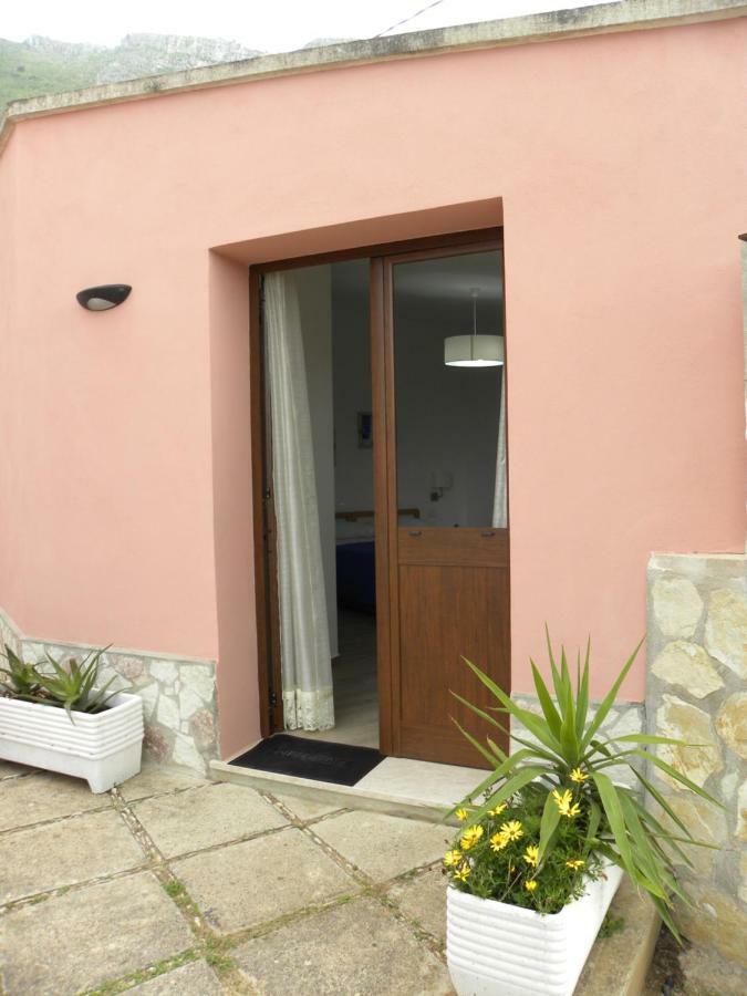 Ibiscus Castellammare del Golfo Exterior photo
